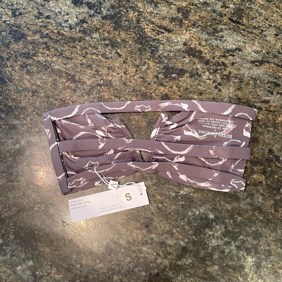 Boys + Arrows Penny the Pistol Top in Shark Attack - Picture 2 of 4